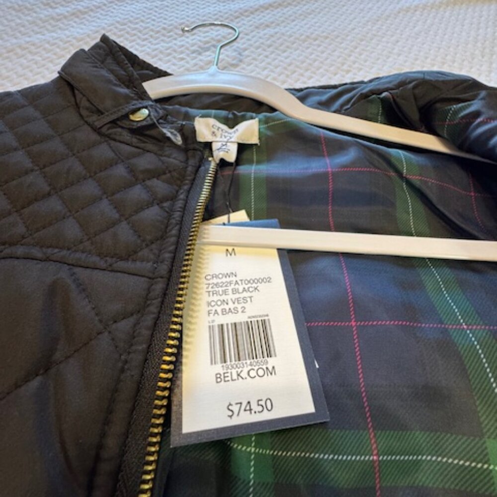Crown & Ivy Black Quilted Vest Plaid Lining Medium NWT - Picture 9 of 9